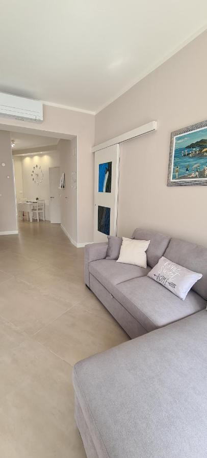 Kisses From Livorno Open Space Apartment - No Pets Allowed Екстер'єр фото